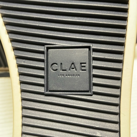 CLAE MALONE - Navy Malone Leather Sneakers - Picture 9 of 10